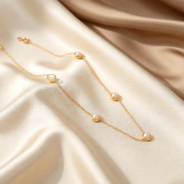 Elegant Green Stone Gold Chain Necklace for Women | Minimal Square Emerald Style Necklace