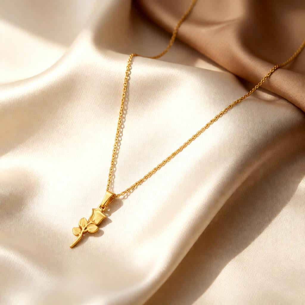 Elegant Green Stone Gold Chain Necklace for Women | Minimal Square Emerald Style Necklace